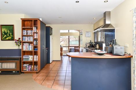 Photo of property in 11 Leonard Place, Dinsdale, Hamilton, 3204