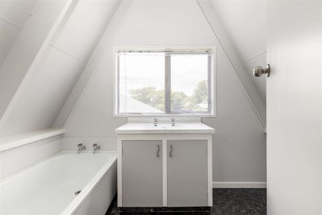 Photo of property in 13 Snowden Crescent, Islington, Blenheim, 7201