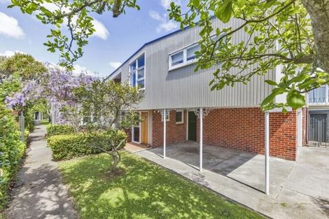 Photo of property in 19 Sheffield Street, Awapuni, Palmerston North, 4412