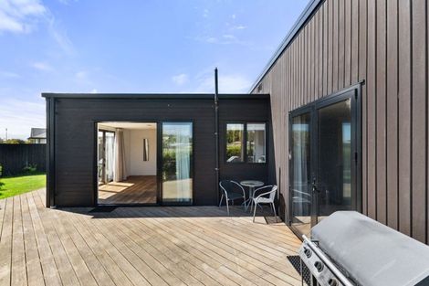 Photo of property in 11 Blaenavon Place, Halswell, Christchurch, 8025