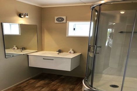 Photo of property in 7 Callender Place, Shelly Park, Auckland, 2014