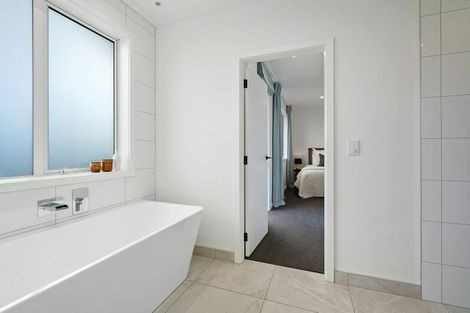 Photo of property in 12 Mike Smith Drive, Cambridge, 3434