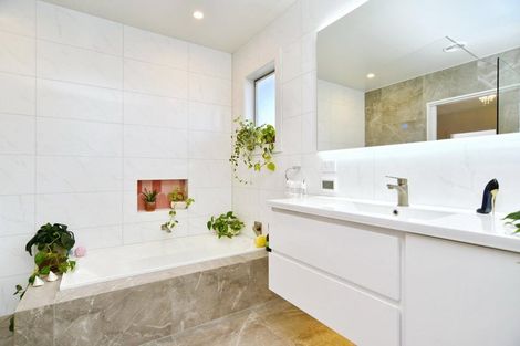 Photo of property in 79a Mackenzie Avenue, Woolston, Christchurch, 8023