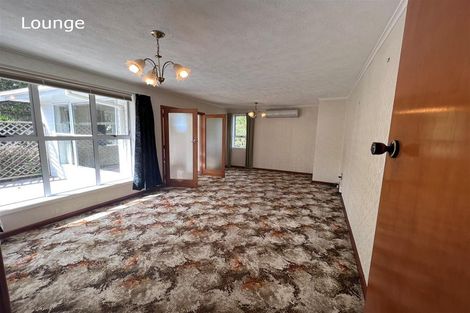 Photo of property in 106 Golf Road, New Lynn, Auckland, 0600