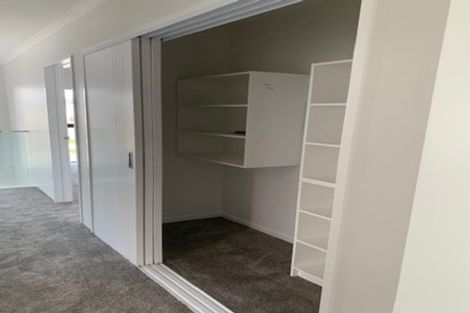 Photo of property in 40 Cooladawson Drive, Flat Bush, Auckland, 2019