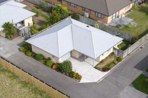 Photo of property in 22 Hei Hei Road, Hei Hei, Christchurch, 8042