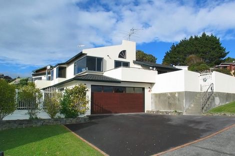 Photo of property in 31 The Crowsnest, Whitby, Porirua, 5024