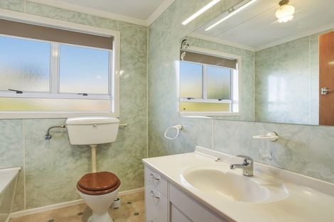 Photo of property in 1 Saint Andrew Place, Balclutha, 9230