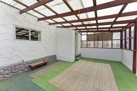 Photo of property in 28 Tay Street, Woodville, 4920
