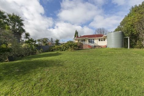 Photo of property in 48 Fairmount Road, Titirangi, Auckland, 0604