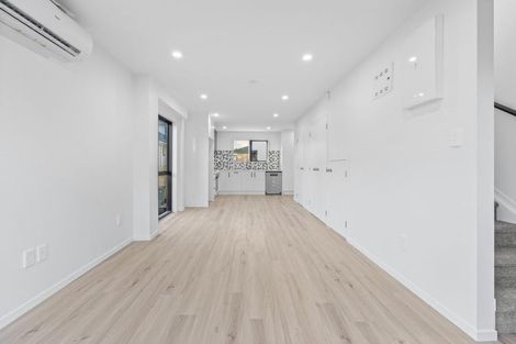 Photo of property in 15 Dreadon Road, Manurewa, Auckland, 2102