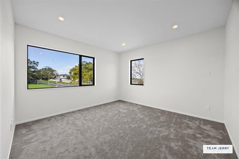 Photo of property in 339a Bucklands Beach Road, Bucklands Beach, Auckland, 2012