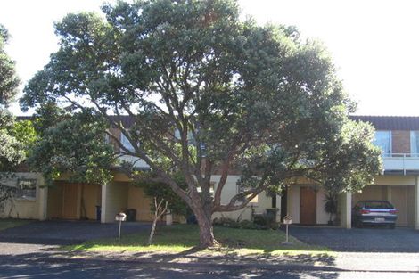 Photo of property in 1/5 Glen Road, Browns Bay, Auckland, 0630