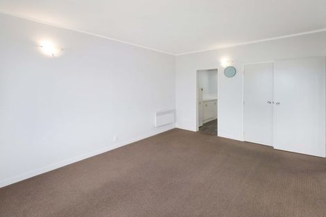 Photo of property in Hobson Court Flats, 77/70u Hobson Street, Thorndon, Wellington, 6011