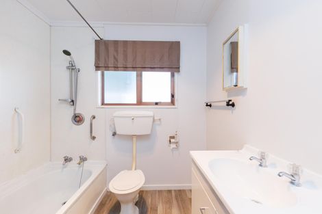 Photo of property in 116a Roy Street, Palmerston North, 4410
