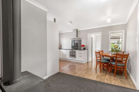 Photo of property in 21 Moore Avenue, Tawhero, Whanganui, 4501