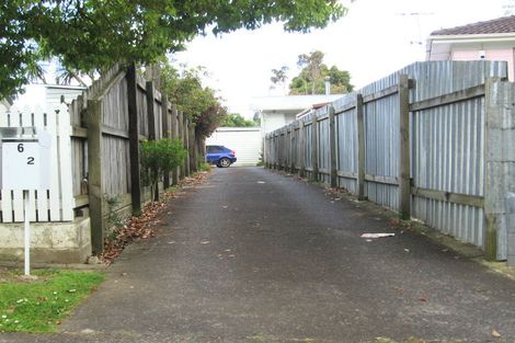 Photo of property in 1/6 Lendenfeld Drive, Papatoetoe, Auckland, 2025