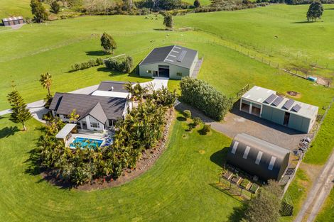 Photo of property in 129 Ostrich Farm Road, Pukekohe, 2676