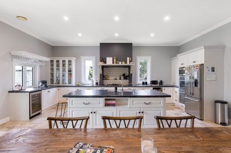 Photo of property in 6 Carlton Avenue, Palmerston North, 4414