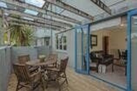 Photo of property in 16 Freyberg Street, Roslyn, Palmerston North, 4414