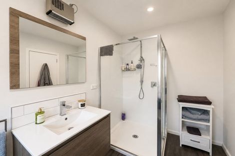 Photo of property in 2/28 Hampton Place, Burnside, Christchurch, 8053