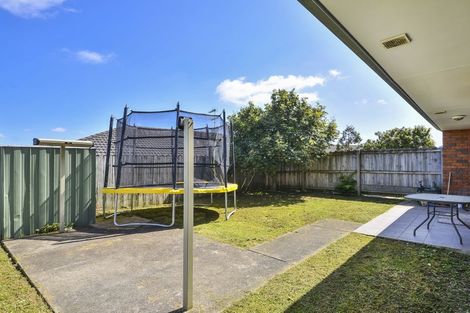 Photo of property in 12 Lime Crescent, Papakura, 2110