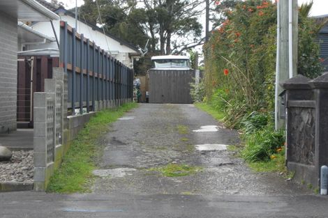 Photo of property in 2/187 Carrington Street, Lower Vogeltown, New Plymouth, 4310