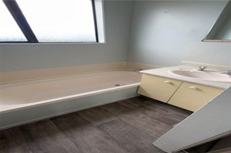 Photo of property in 30 Ngata Street, Palmerston North, 4410