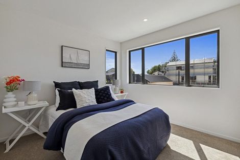 Photo of property in 9a Kotiu Place, Massey, 0614