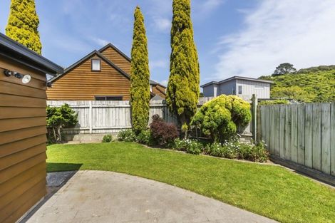 Photo of property in 5a Chamberlain Road, Karori, Wellington, 6012