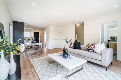 Photo of property in 5c Nea Place, Hillcrest, Auckland, 0627