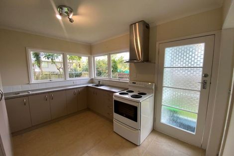 Photo of property in 1/15 Munstead Place, Hillcrest, Auckland, 0627