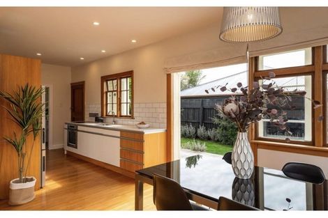 Photo of property in 157 Innes Road, St Albans, Christchurch, 8052