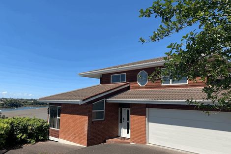 Photo of property in 153b West Harbour Drive, West Harbour, Auckland, 0618