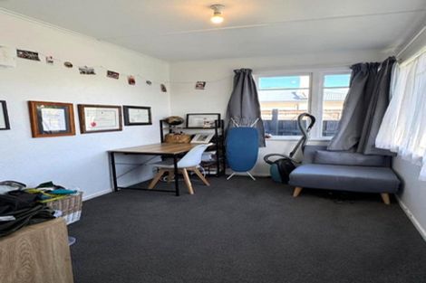 Photo of property in 124 Harlech Street, Mayfair, Hastings, 4122