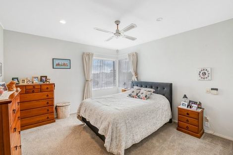 Photo of property in 3 Sandpiper Grove, Unsworth Heights, Auckland, 0632