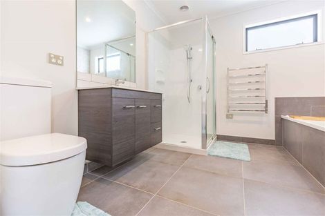 Photo of property in 463 Hobsonville Road, Hobsonville, Auckland, 0616