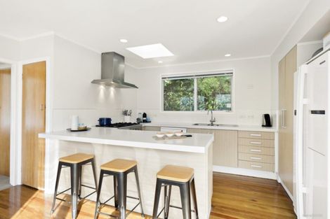 Photo of property in 33 Newport Terrace, Seatoun, Wellington, 6022