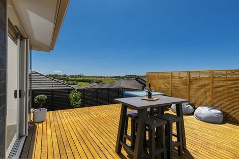 Photo of property in 4 Kiwa Crescent, Gulf Harbour, Whangaparaoa, 0930