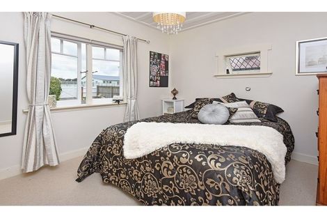 Photo of property in 30 Marne Road, Papakura, 2110