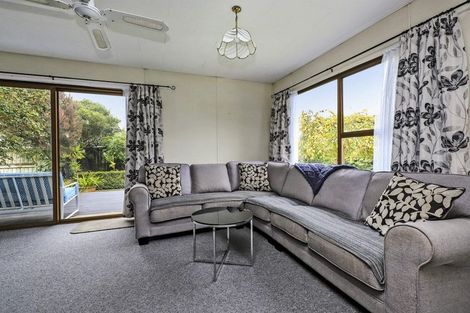 Photo of property in 13 Kirkcaldy Place, Flaxmere, Hastings, 4120