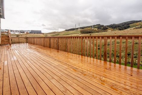 Photo of property in 86 Melksham Drive, Churton Park, Wellington, 6037