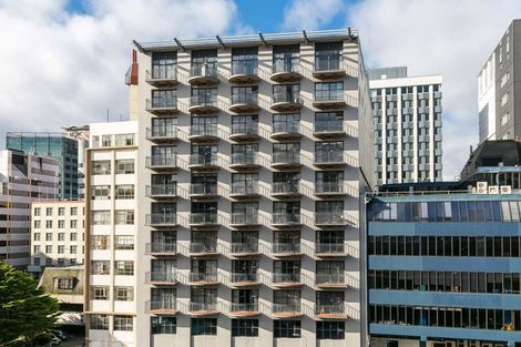 Photo of property in Atrium Towers, 8i/154 The Terrace, Wellington Central, Wellington, 6011