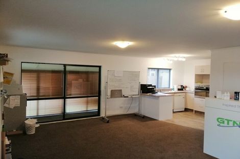 Photo of property in 22 Milicich Place, Cambridge, 3434