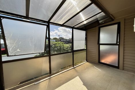 Photo of property in 8 Britton Avenue, Mount Roskill, Auckland, 1041