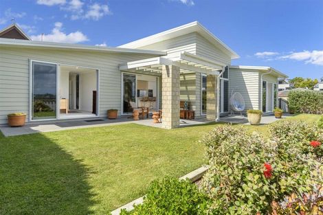 Photo of property in 2 Deepwater Views Way, Maungatapu, Tauranga, 3112