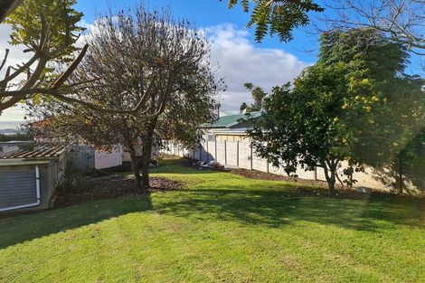 Photo of property in 11 Mona Avenue, Mangere Bridge, Auckland, 2022