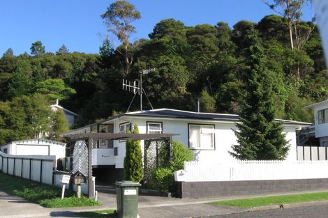 Photo of property in 33 Kairanga Crescent, Wainuiomata, Lower Hutt, 5014