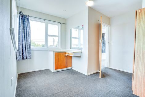 Photo of property in 129 Springs Road, Hornby, Christchurch, 8042