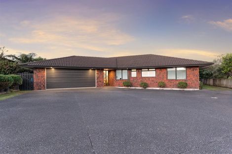 Photo of property in 43 Norm Freeman Drive, Te Puke, 3119